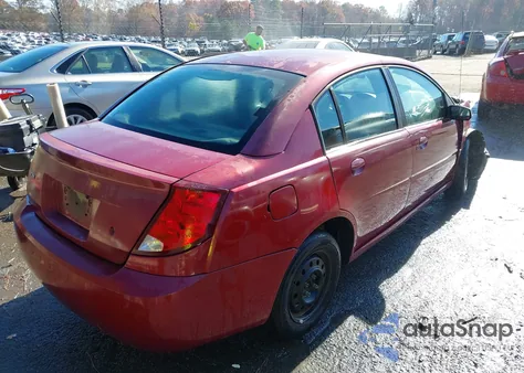 2005 Saturn Ion 2 из США, поврежденный, VIN 1G8AJ52F55Z161005